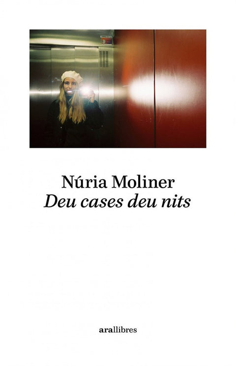  Deu cases deu nits 